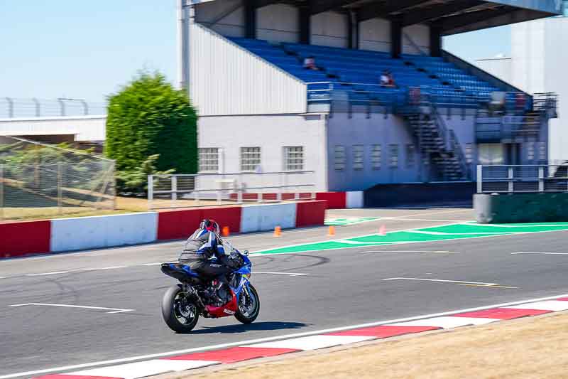 donington no limits trackday;donington park photographs;donington trackday photographs;no limits trackdays;peter wileman photography;trackday digital images;trackday photos
